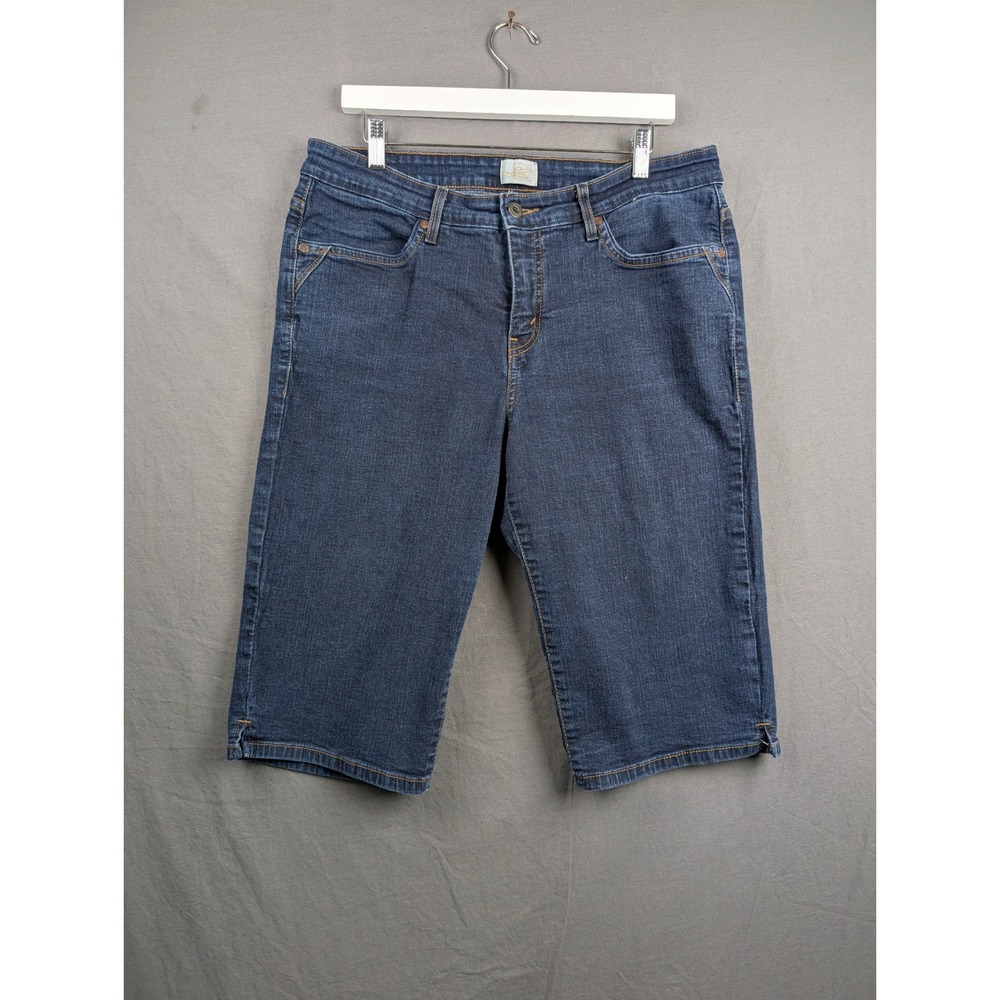 Levis Womens Blue Denim Bermuda Shorts Size 18 Sequin Back Pocket Details